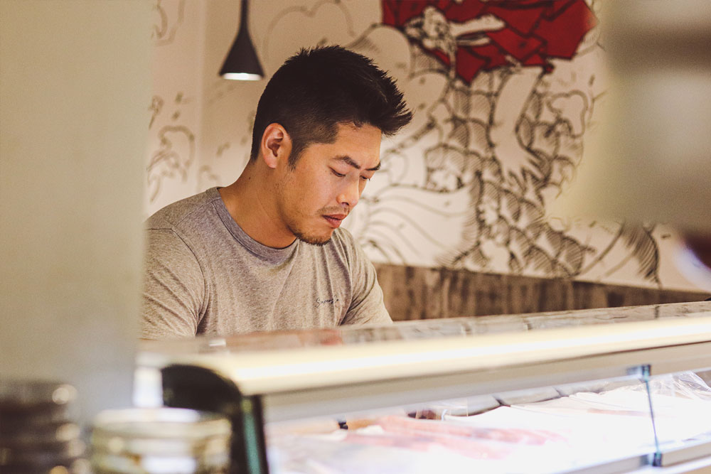 Chef Yong Wu Nagahira de Ikigai trabajando